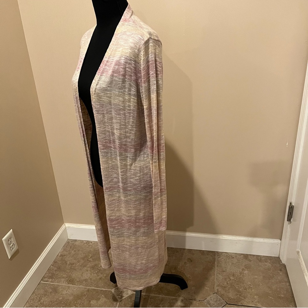 Est 1946 Women's Lightweight Long Cardigan w/Multiple Pastel Colors. Size Medium